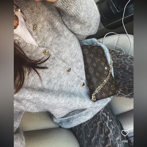 SAAJ GILET ALEXIS GRIS gold heart buttons